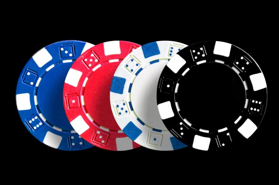 Why is it worth playing at an online casino?