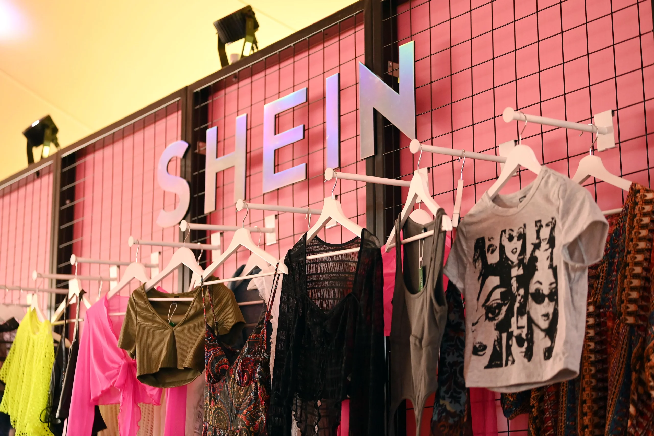 How to get free clothes from Shein without paying a penny
